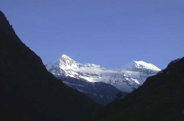 Namik Glacier Trek